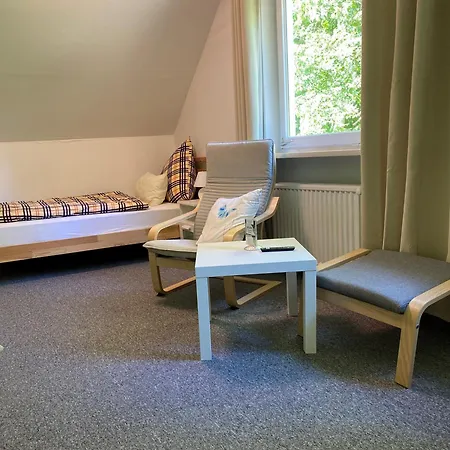 Gaestehaus Falkenhof Westensee Room photo
